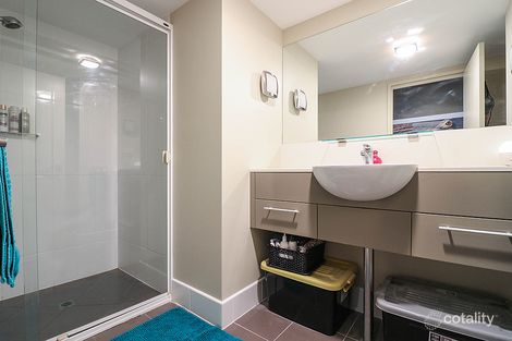 Property photo of 312/569 Esplanade Urangan QLD 4655