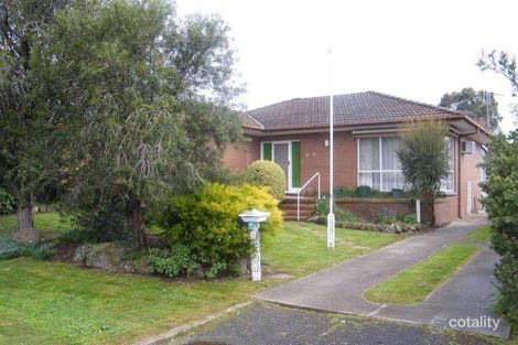 17 William St, Castlemaine, VIC 3450