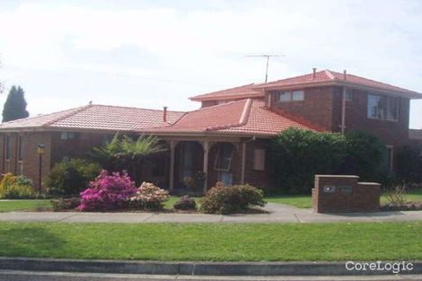 Property photo of 2 Ovens Court Dandenong North VIC 3175