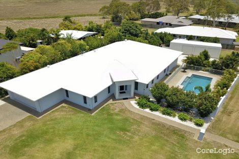 Property photo of 1 Raewood Close Coral Cove QLD 4670