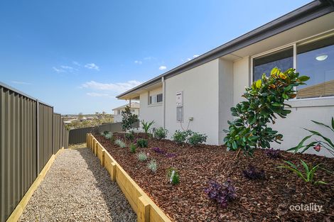 Property photo of 19 Tenyo Street Cameron Park NSW 2285