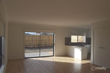 Property photo of 24 Aviation Drive Diggers Rest VIC 3427