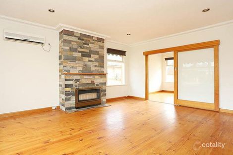 Property photo of 14 Bowden Street Wendouree VIC 3355