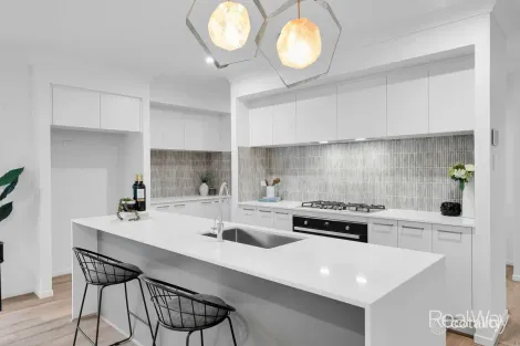 Property photo of 34 Marsdenia Drive White Rock QLD 4306