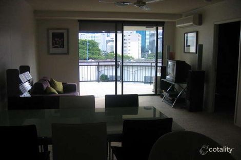 Property photo of 111/15 Goodwin Street Kangaroo Point QLD 4169
