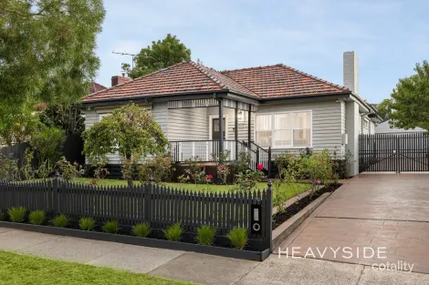 16 Moona St, Burwood East, VIC 3151