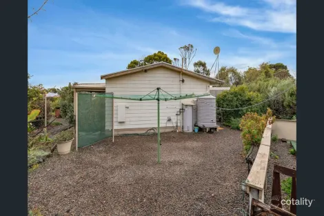Property photo of 4 Park Drive Eudunda SA 5374