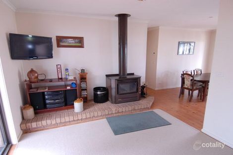 Property photo of 7 Holden Court Deniliquin NSW 2710