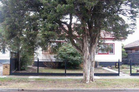 324 Rossmoyne St, Thornbury, VIC 3071