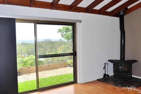 Property photo of 8 Gordon Crescent Withcott QLD 4352