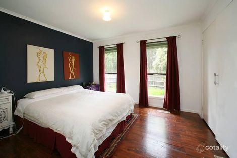 Property photo of 2 Impara Court Scoresby VIC 3179