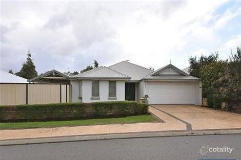 3 Lauderdale Rmbl, Carramar, WA 6031