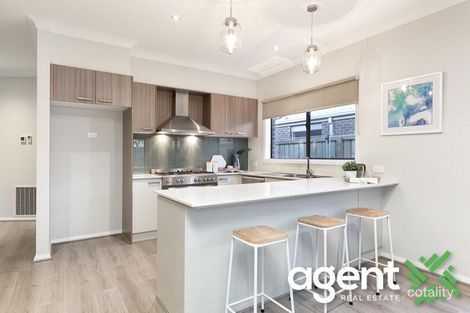 Property photo of 9 Monica Way Beaconsfield VIC 3807