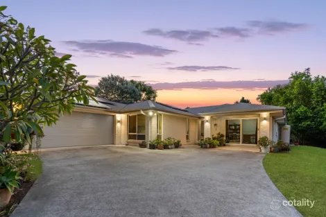 11 Tancred Pl, Bellbowrie, QLD 4070