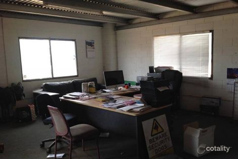 Property photo of 23-25 Sungift Avenue Narromine NSW 2821