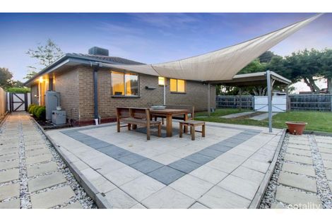Property photo of 11 Pimpala Avenue Seaford VIC 3198