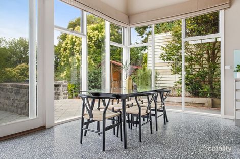 Property photo of 33 Halls Parade Mitcham VIC 3132
