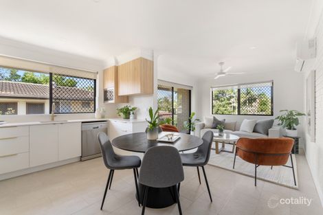 2/110 Pembroke Rd, Coorparoo, QLD 4151