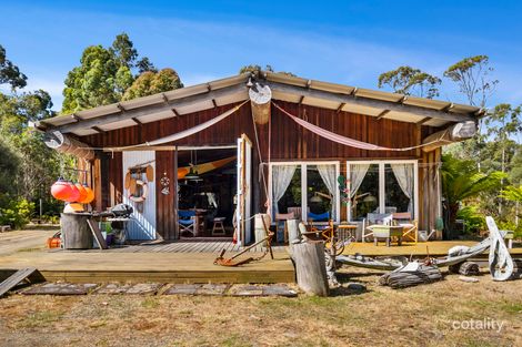 Property photo of 301 Roaring Beach Road Nubeena TAS 7184