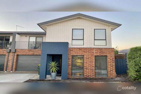 Property photo of 2/11 Brunnings Road Carrum Downs VIC 3201