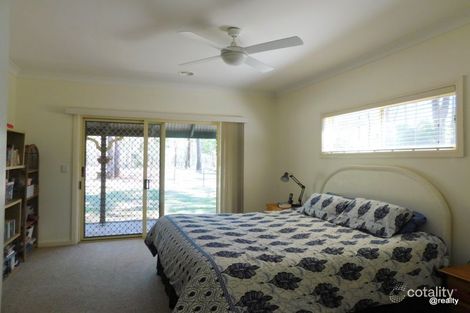 48 Simpson Rd, Benarkin North, QLD 4314