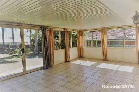 Property photo of 40 Falvey Crescent Goodna QLD 4300