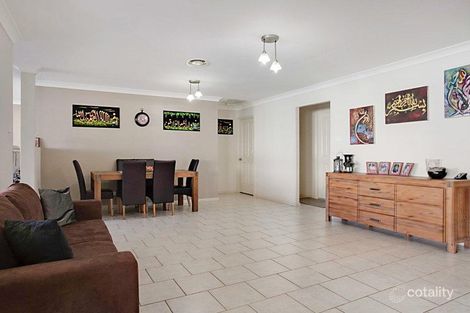 Property photo of 8 Rasp Close West Hoxton NSW 2171