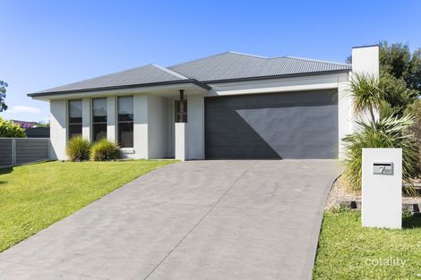 7 Buttonwood Cl, Sussex Inlet, NSW 2540