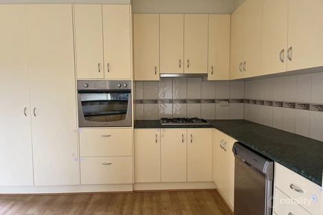 Property photo of 22 Dolphin Crescent Point Cook VIC 3030