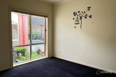 Property photo of 22 Dolphin Crescent Point Cook VIC 3030