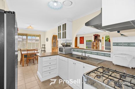Property photo of 6 Aurora Court Springvale South VIC 3172