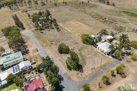 Property photo of 271 Kent Street Depot Hill QLD 4700