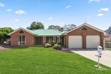 Property photo of 19 Elmslie Circuit West Wodonga VIC 3690