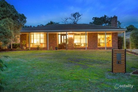 Property photo of 17 Summerhill Crescent Mount Eliza VIC 3930