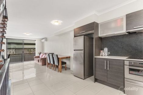 2/32 Garrick Tce, Herston, QLD 4006