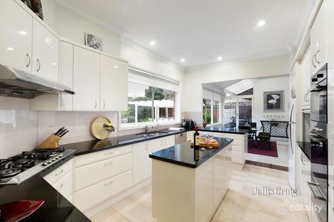 Property photo of 12 Stirling Crescent Glen Waverley VIC 3150
