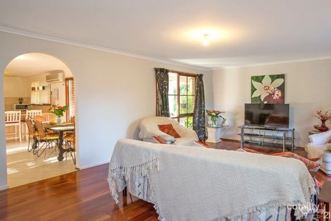 Property photo of 11 Osborn Grove Pakenham VIC 3810