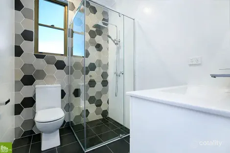 Property photo of 22 Tresnan Street Unanderra NSW 2526