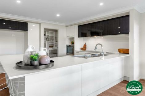 Property photo of 10 Merivale Avenue Ormeau Hills QLD 4208