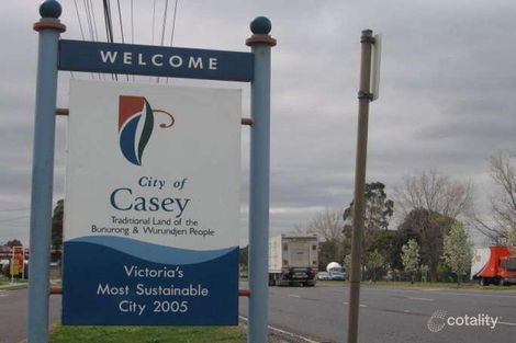 8 Commercial Dr, Lynbrook, VIC 3975