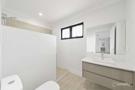 Property photo of 6 Jaguar Lane Ripley QLD 4306
