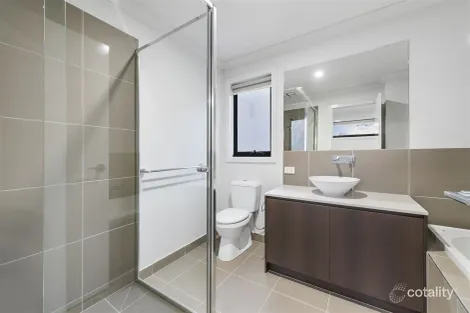 Property photo of 49 Cetona Street Fraser Rise VIC 3336