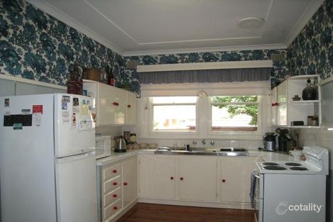 Property photo of 2/41 Warners Bay Road Warners Bay NSW 2282