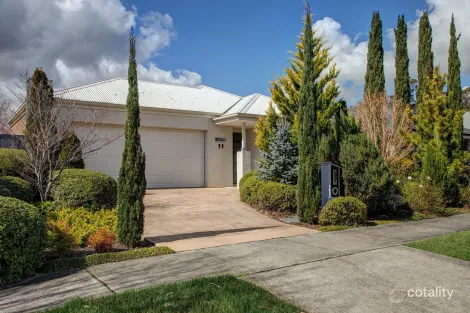 Property photo of 11 Connolly Close Renwick NSW 2575