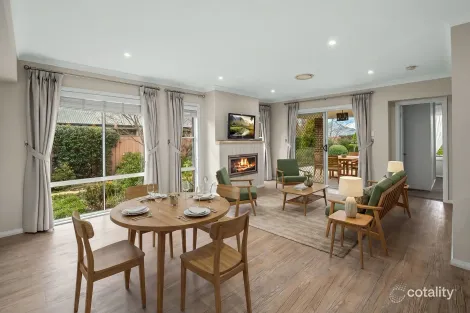 Property photo of 11 Connolly Close Renwick NSW 2575