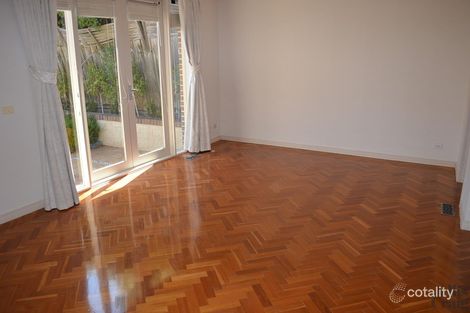 Property photo of 2/39 Bourne Road Glen Iris VIC 3146
