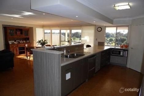 Property photo of 31 Castlereagh Vista Millbridge WA 6232