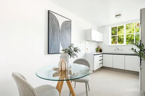 2/103 Barkers Rd, Kew, VIC 3101