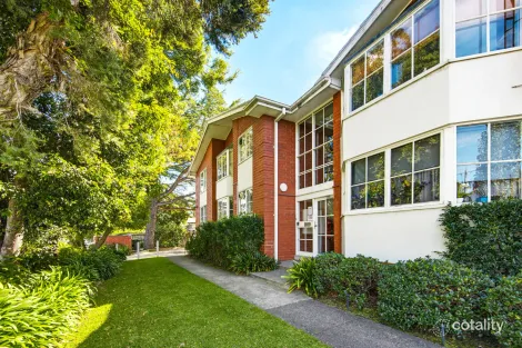 Property photo of 2/103 Barkers Road Kew VIC 3101