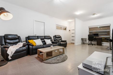 Property photo of 7/12 Vilnius Way Truganina VIC 3029
